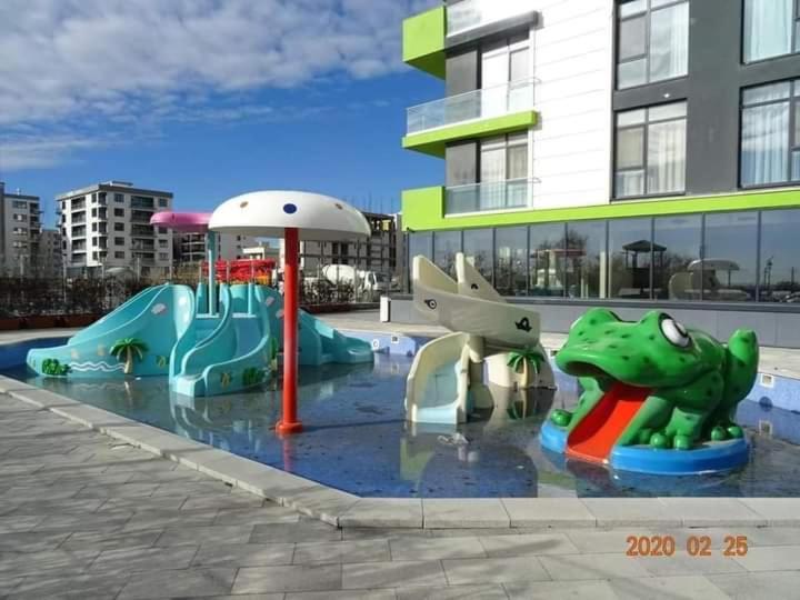 Alezzi Beach Resort Gorgeous Family Aparment Cu Piscina Navodari Bagian luar foto